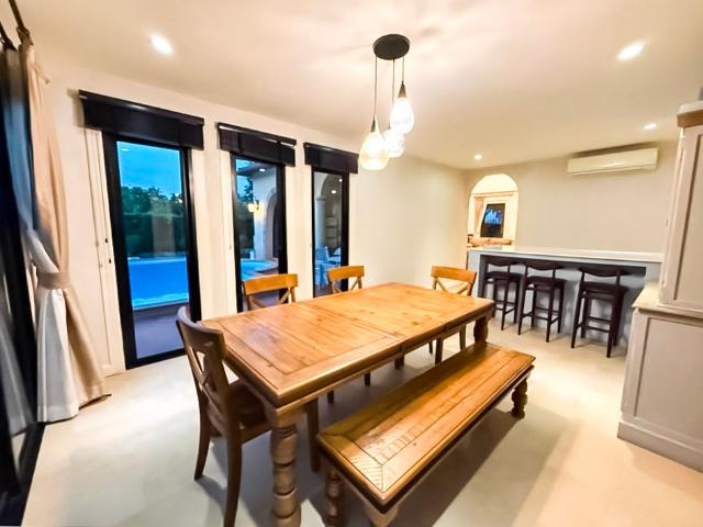 Tuscan Style Pool Villa for Rent Na Jomtien Pattaya