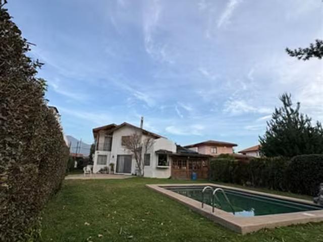TusCorredores vende hermosa casa en Loteo Las Vizcachas | 3 dormitorios por 9990.00 en Puente Alto