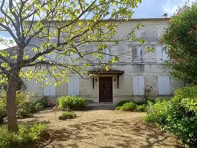 Tusson 16140 Achat / Vente maison 12 pièces t12 jardin