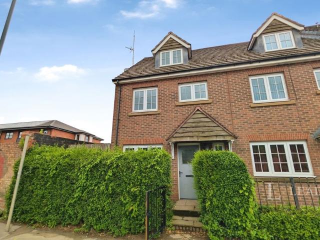 Tuttle Hill, Nuneaton, Warwickshire CV10, 4 bed end terrace house to rent, £1,300 pcm | PrimeLocation