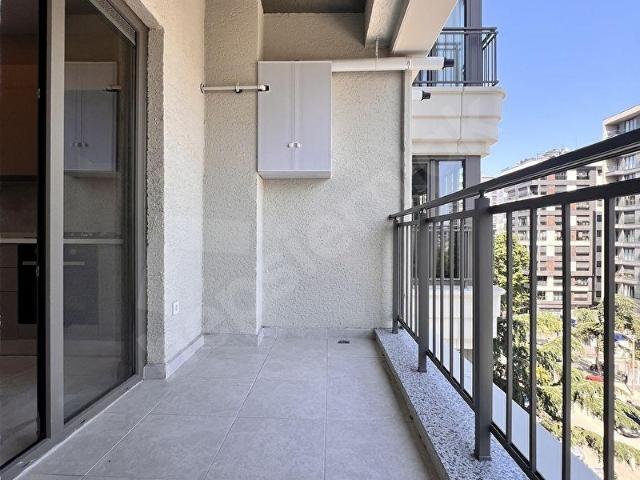 TÜTÜNCÜ MEHMET EFENDİ CADDESİNDE BAĞDAT'A YAKIN 103M2 NET 3+1 SIFIR