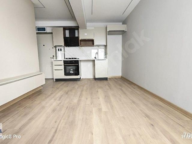 TUTKUDAN EMEK 4NCÜ CADDEDE 1+1 SATILIK TERASLI DAİRE