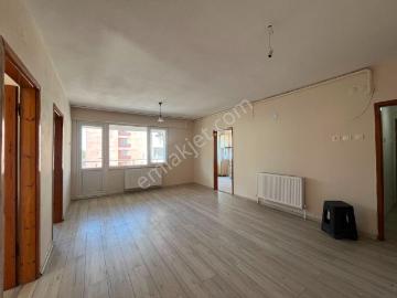 Tuzcumurat Belediye Konutlarında 2+1 Kiralık Daire