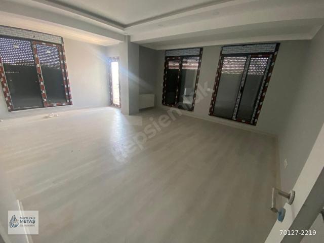 TUZLA YAYLA MAHALLESİ SIFIR SATILIK HER KATTA 3+1 ASANSÖR OTOPARKLI DAİRELER VAR KREDİ LİMİT YOK