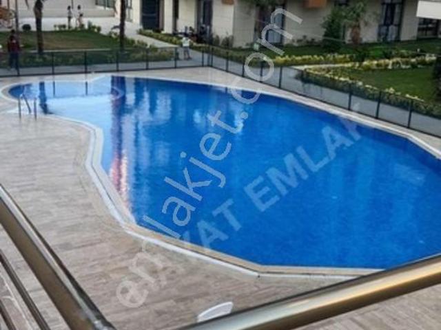 Tuzla Yayla'da Sıfır, Havuzlu, 7/24 Güvenlikli 3+1 Dubleks Daire