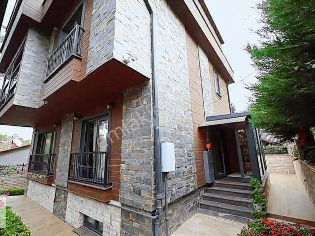 Tuzla Aydınlı Çamlı Belde Villalar'nda 4+3 360m2 Ultra Lux Villa