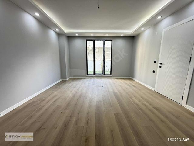 TUZLA CADDESİNE ÇOK YAKIN 3+1 VİLLA TİPİ DUBLEX
