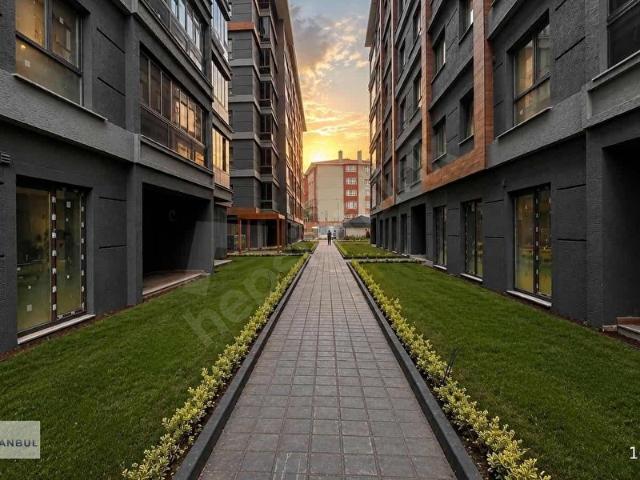 TUZLA CAPELLA EXLUSİVE SİTESİ 3.5+1 ARAKAT 155 M2 SATILIK