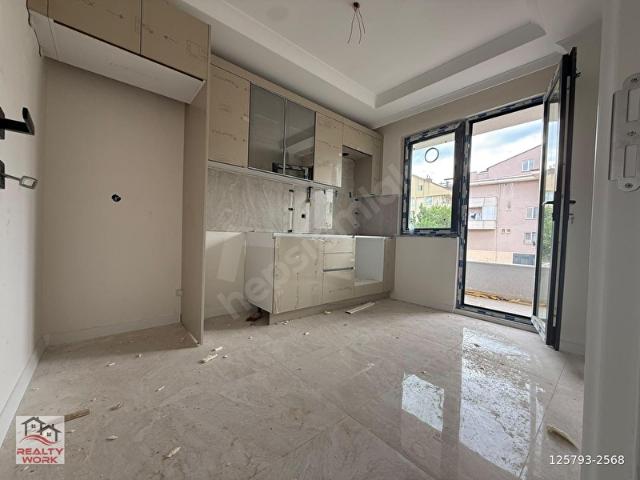 TUZLA CD. 1 DK ASANSÖRLÜ YERDEN ISITMA ÇİFT BALKON 3+1 ARA KAT