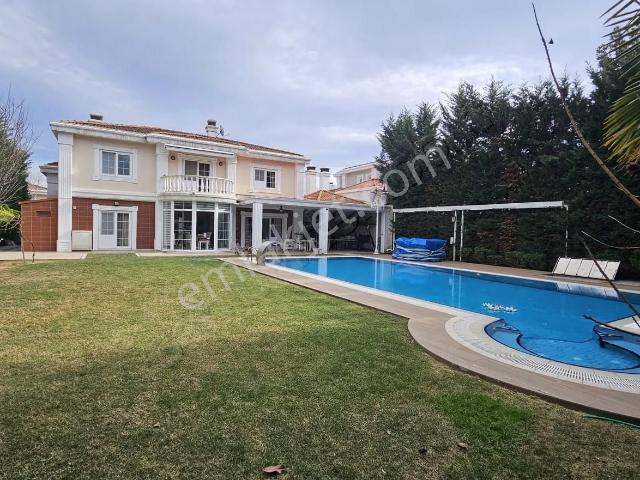 Tuzla Da İstanbul Park Bulvarı Üzeri Royal Park Ta Satılık Villa