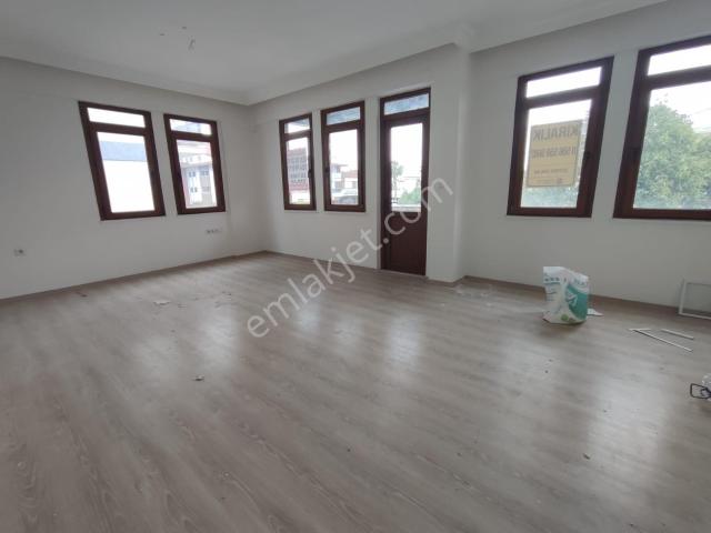 Tuzla Da Satılık3+1 İş Yeri