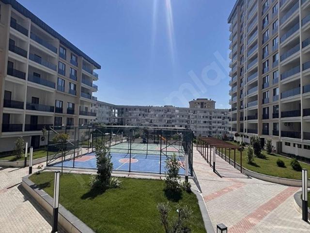 TUZLA FGM GLORİA SİTESİN DE GENİŞ TİP EBEVEYN BANYOLU 2+1 DAİRE