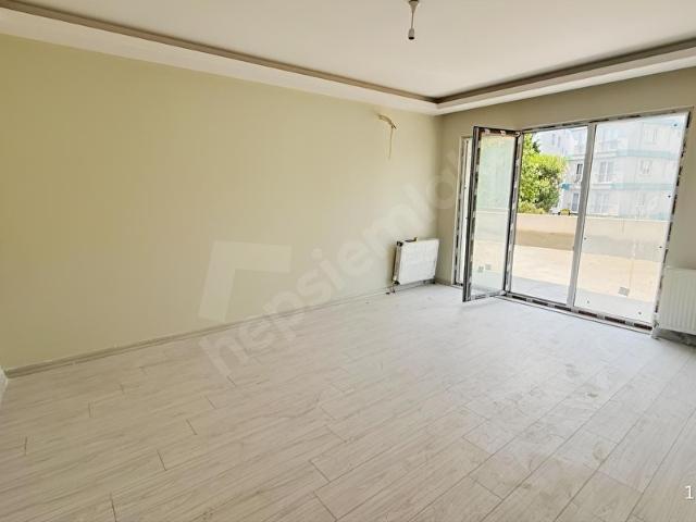 Tuzla İstasyon Mahallesi Site İçerisinde Geniş 2+1 Kiralık Daire