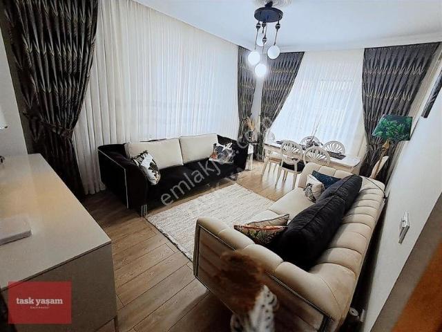 Tuzla Şifa Mah Merkezi Konum Ara Kat Satılık 2+1 Daire