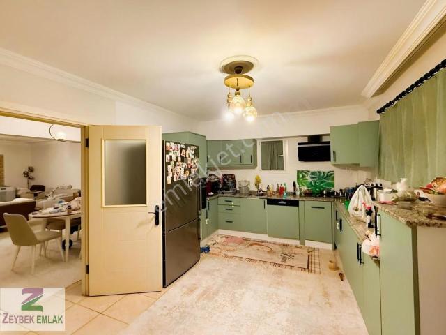 Tuzla Mah 3+1 180 M2 Daire