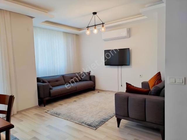 Tuzla Mahallesinde Eşyalı Kiralık Dubleks Daire
