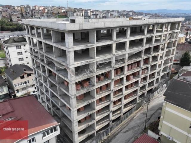Tuzla Mimarsinan Mah'de Merkezi Konum Satılık 2+1 Daire