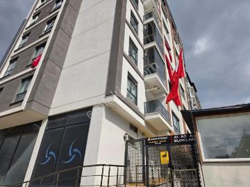 Tuzla Site İçinde Deniz Manzaralı 4+1 Dubleks Kiralık Daire
