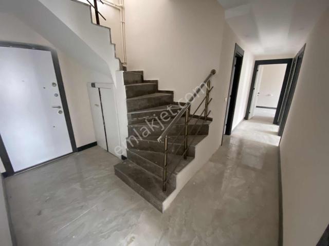 Tuzlanıın En Büyük Dublekslerinden Biri 304 M2 5+2