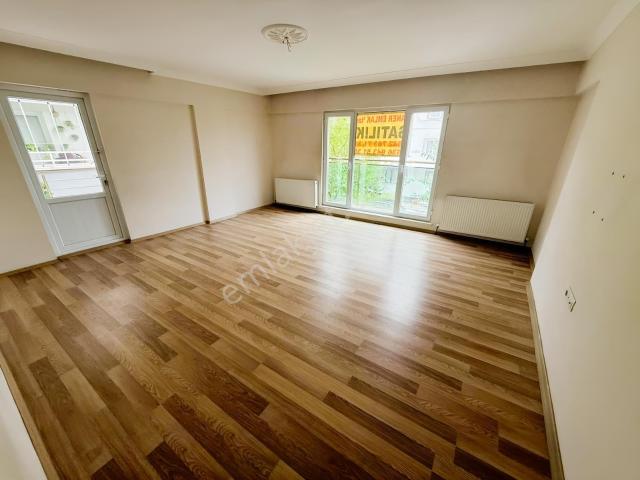 Natoyolu Cadde Yakını 3+1 120m2 Ön Cephe Asansörlü Kelepir Daire