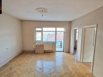 Tuzluçayırda 3. Katta 3+1 Yapılı Güney Cephede Kiralık Daire