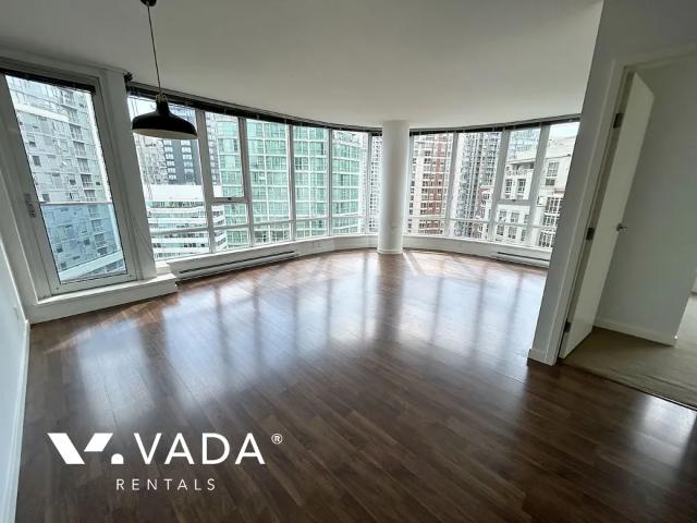 TV Towers in Yaletown 2 Bedroom Apartment For Rent in Vancouver