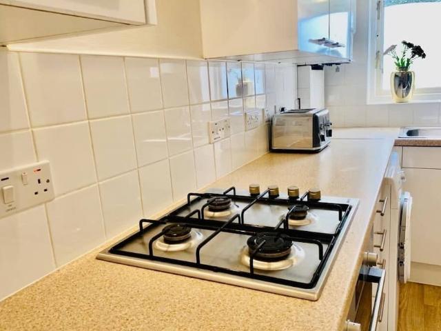 TW10, United Kingdom | 2 bed house for rent #107056005 | Rentberry