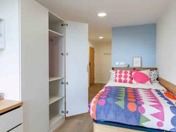 Ty Nant, Swansea Has an Apartment