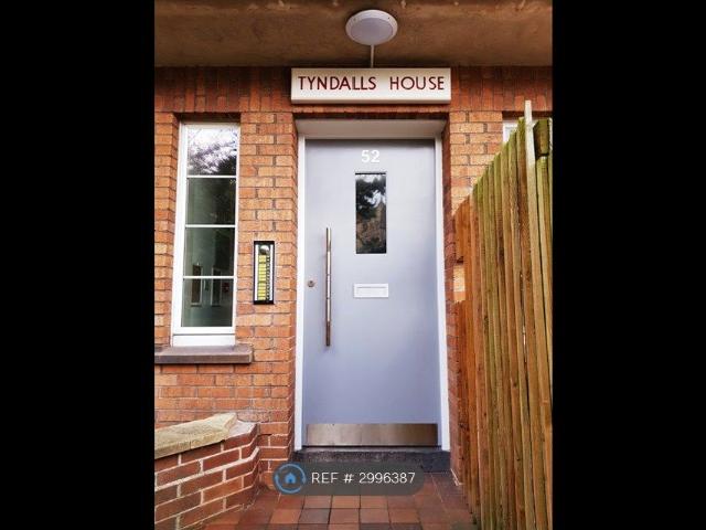 Tyndalls Park Road, Bristol BS8, 1 bed flat to rent, £1,200 pcm | PrimeLocation