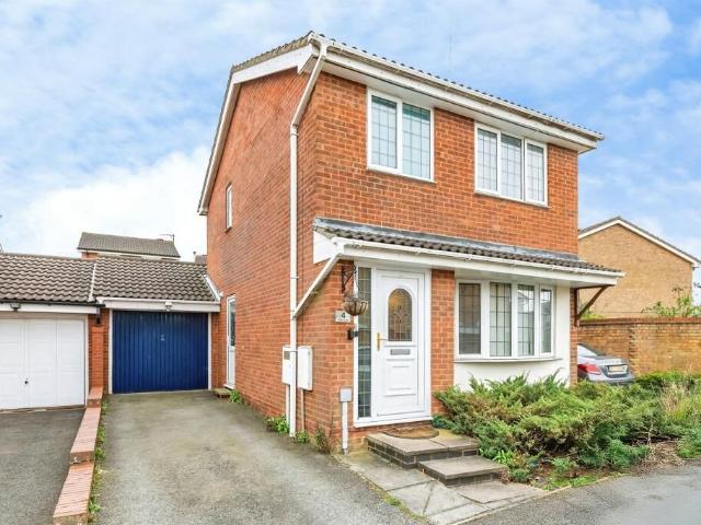 Tyne Close, Wellingborough NN8, 3 bed property to rent, £1,300 pcm | PrimeLocation