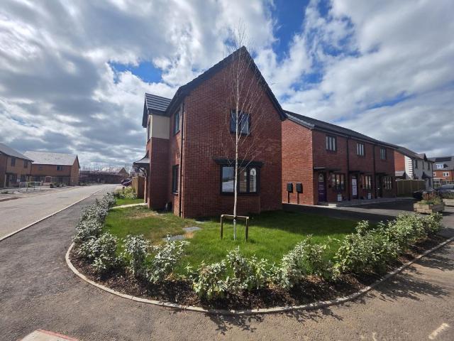 Tyne Lane, Stafford, ST17 4GJ 3 bed detached house to rent £1,395 pcm £322 pw