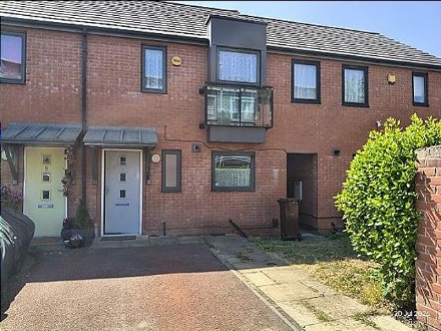 Tybalt Close, Wolverhampton WV10, 3 bed semi detached house to rent, £995 pcm | PrimeLocation