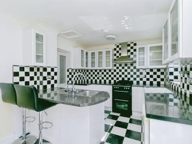 Tydfil Street, Barry CF63, 3 bed property to rent, £1,100 pcm | PrimeLocation