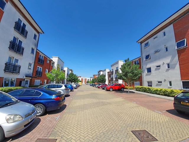 Tye Road, Ipswich IP3, 2 bed flat to rent, £925 pcm | PrimeLocation