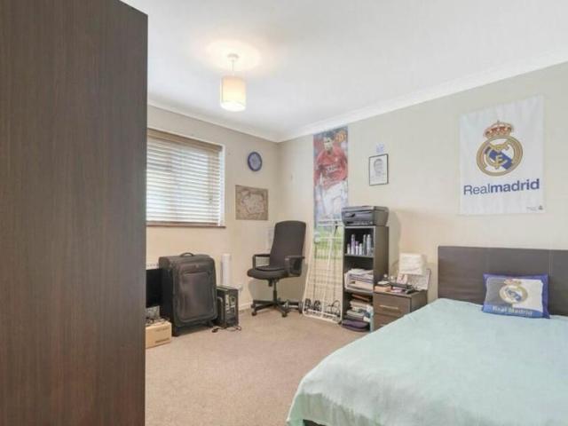 Tyefields, Basildon SS13, 3 bed semi detached house to rent, £1,700 pcm | PrimeLocation