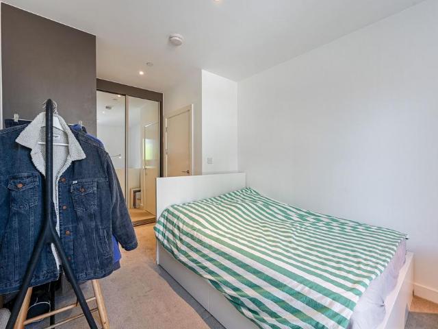 Tyger House, Woolwich, London, SE18 1 bed flat to rent £1,900 pcm £438 pw