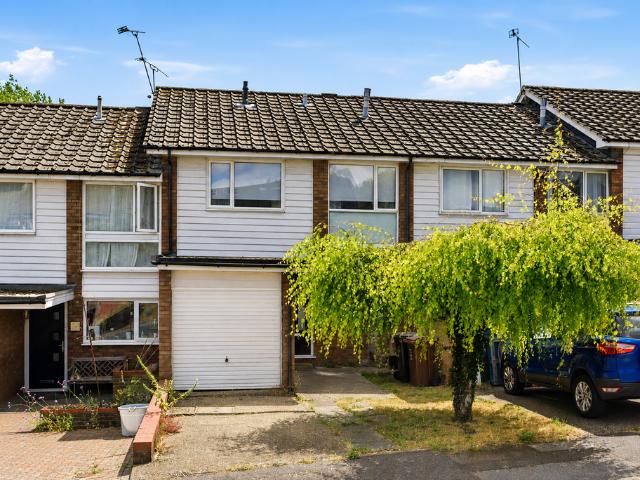 Tylers, Hertfordshire AL5 3 bed house to rent £2,750 pcm £635 pw