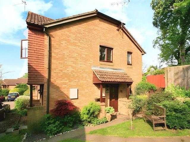Tylersfield, Abbots Langley, Hertfordshire WD5, 1 bed flat to rent, £1,250 pcm | PrimeLocation