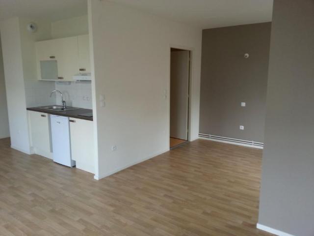 TYPE 1 CHATEL SUR MOSELLE