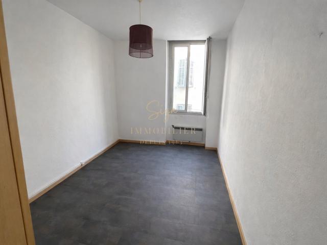 TYPE 2 34 M2 SECTEUR OPERA 13001. IDEAL INVESTISSEURS