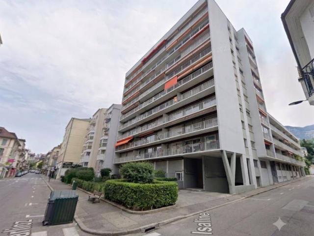 TYPE 2 de 40m² A LOUER A AIX LES BAINS 1 RUE ISALINE REZ DE