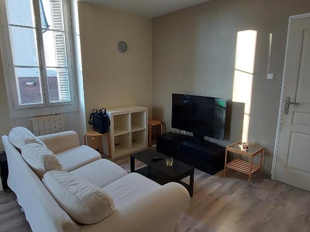 TYPE 2 MEUBLE QUARTIER 30 OCTOBRE