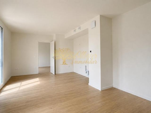 TYPE 2 pièces 42,8 m² 400 000 € Quartier Polangis, Joinville le Pont