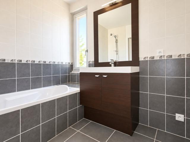 TYPE 3 18 AVENUE DE CHEVENE 74000 ANNECY
