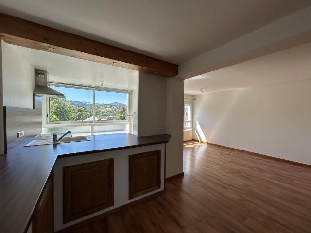 TYPE 3 DE 2 CHAMBRES