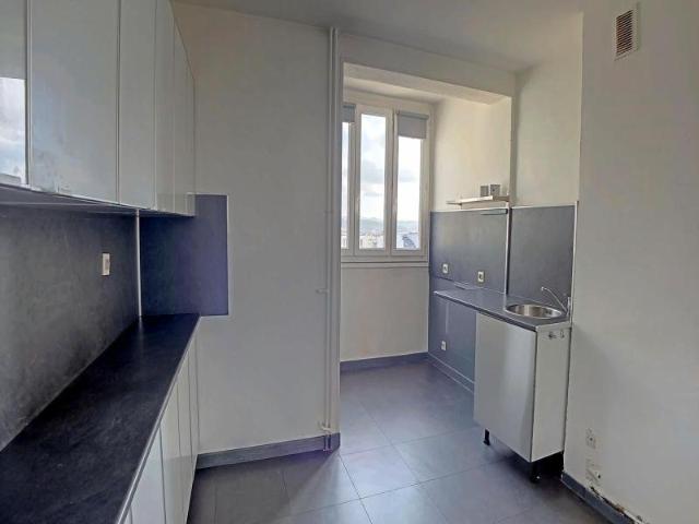 TYPE 3 DE 2 CHAMBRES
