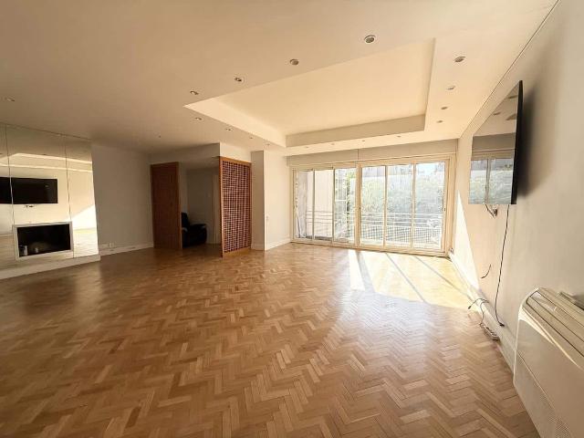 Type 4/5 de 170 m2 Carré d’Or / balcon / garage