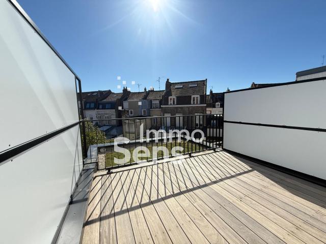 TYPE 4 AVEC TERRASSE LILLE SEBASTOPOL