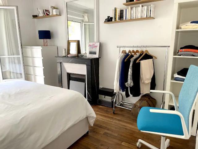Typical Parisian apartment close to Montmartre, Paris Amsterdam Apartments for Rent