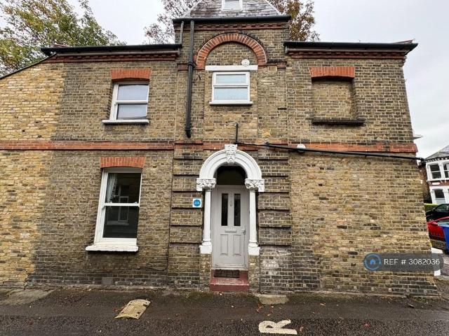 Tyrrell Road, London, SE22 4 bed detached house to rent £3,950 pcm £912 pw